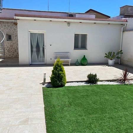Brezza Marina Apartment Taranto Exterior photo